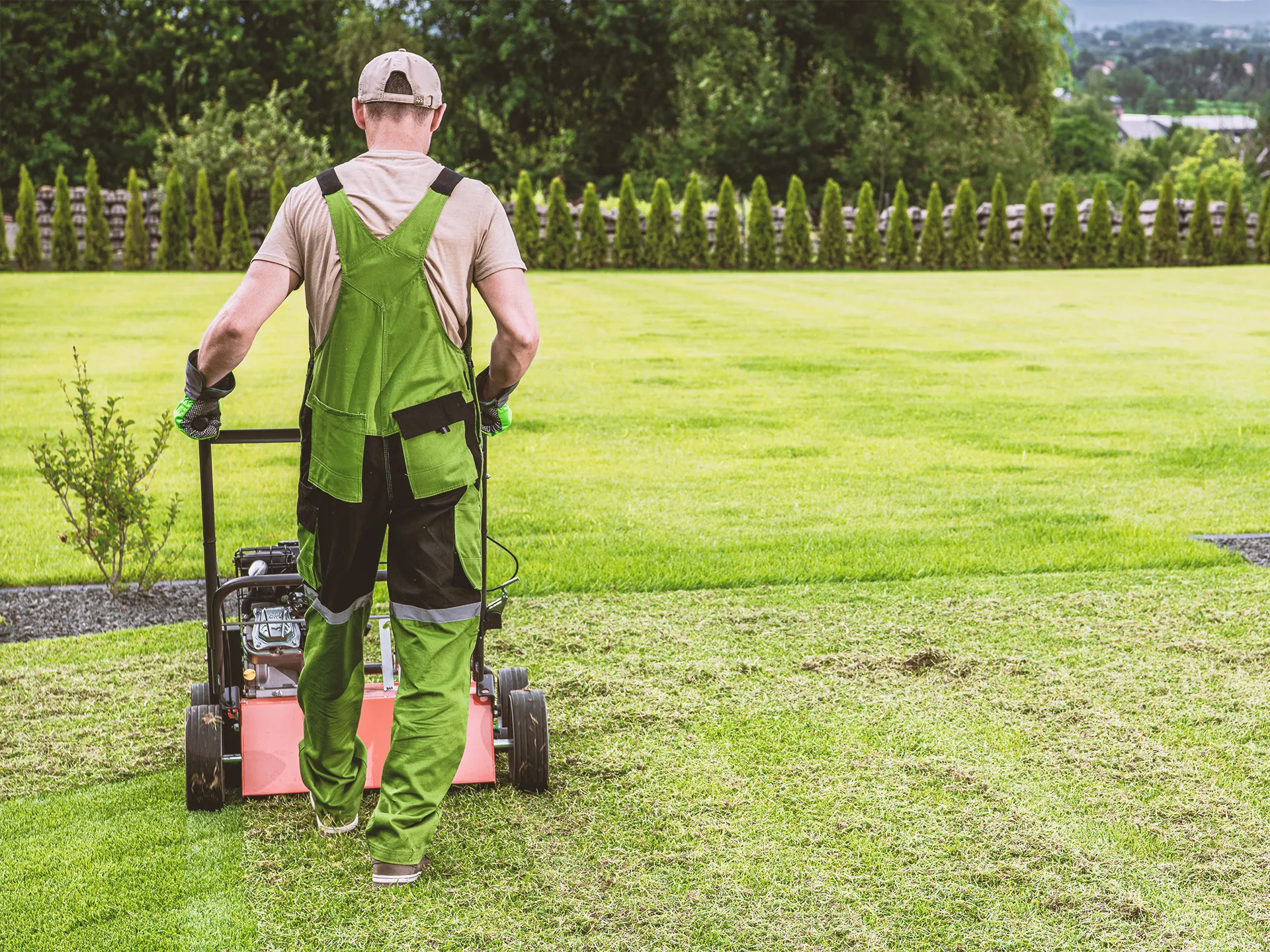 We Help Lawn Mowers Get More Jobs  desktop